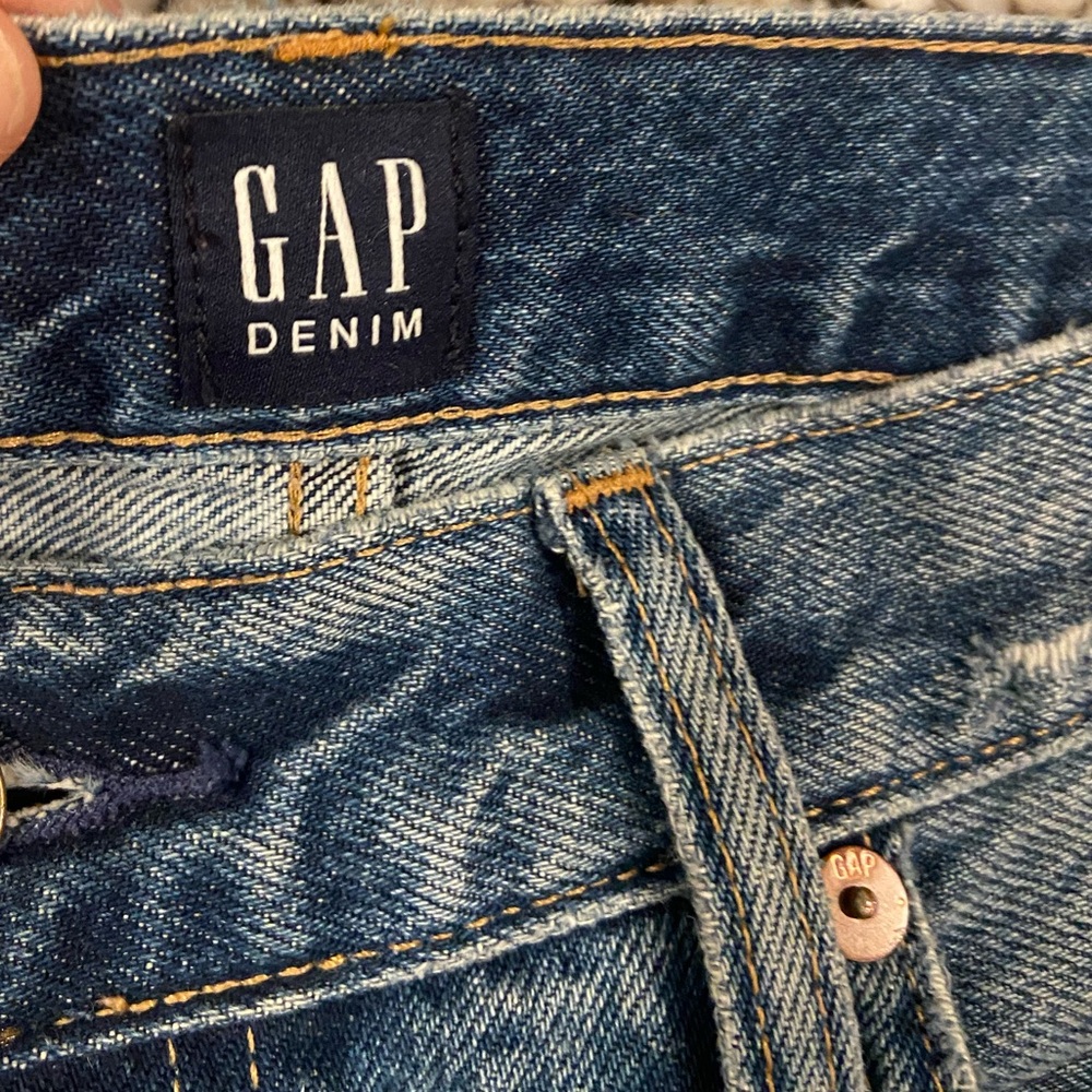 GAP Women's High-Rise Distressed Straight Jeans - Light Blue - Picture 3 of 4